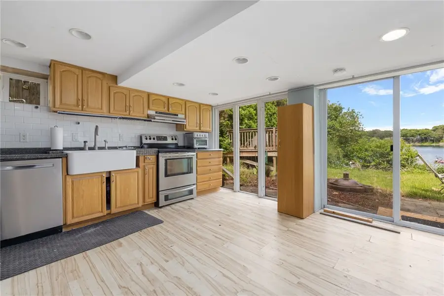 432 Lake Shore Drive, Warwick, RI 02889 - #2