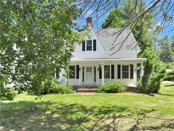 33 Indian Pond Road, Kingston, MA 02364
