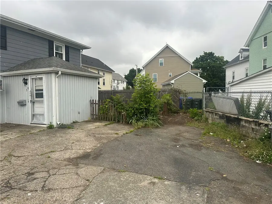 39 Locust Street, Pawtucket, RI 02860 - #2