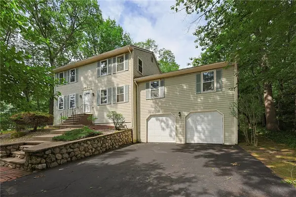16 Blacksmith Road, Cumberland, RI 02864