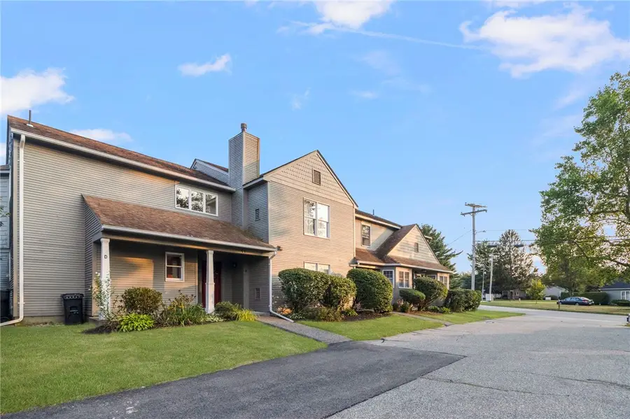 58 Needle Grove Point #D, North Providence, RI 02904 - #3