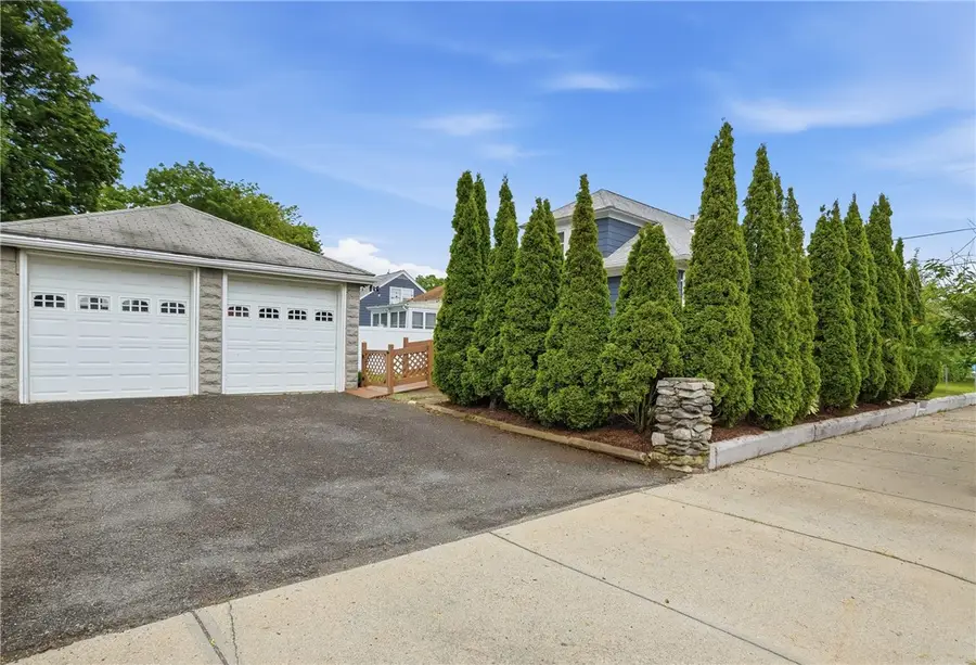 111 Anderton Avenue, Pawtucket, RI 02860 - #3