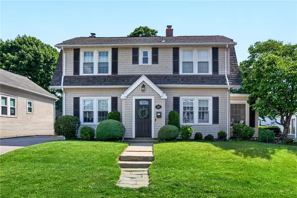 21 Euston Avenue, Cranston, RI 02910