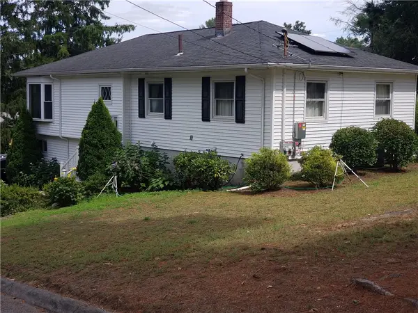83 Valente Drive, Cranston, RI 02920