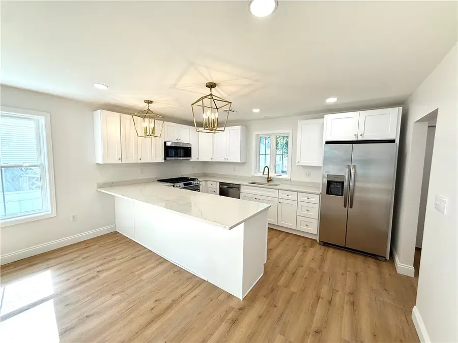 95 Farm Street, Providence, RI 02908 - #3