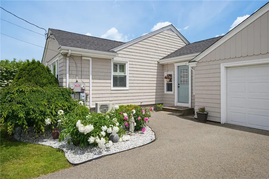 377 Kenyon Avenue, Pawtucket, RI 02861 - #3