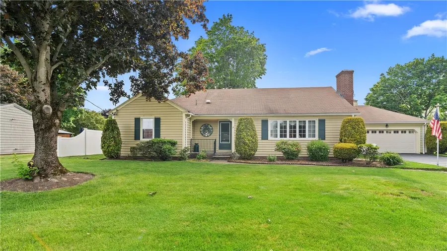 14 Barnes Street, Smithfield, RI 02828 - #2