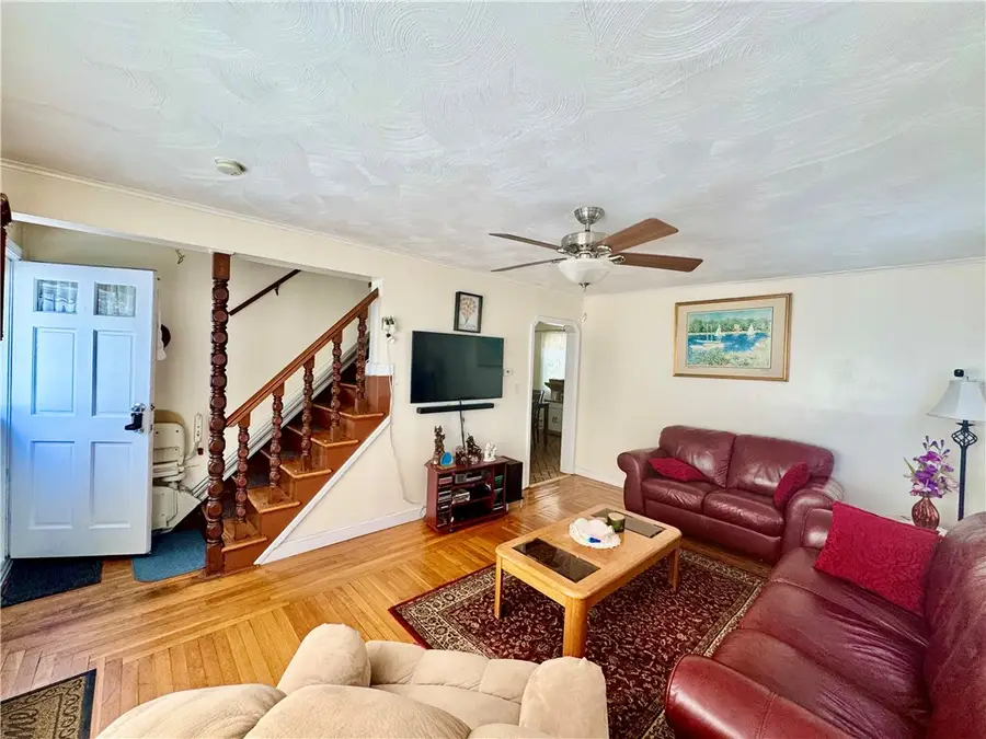 215 Roosevelt Street, Providence, RI 02909 - #3