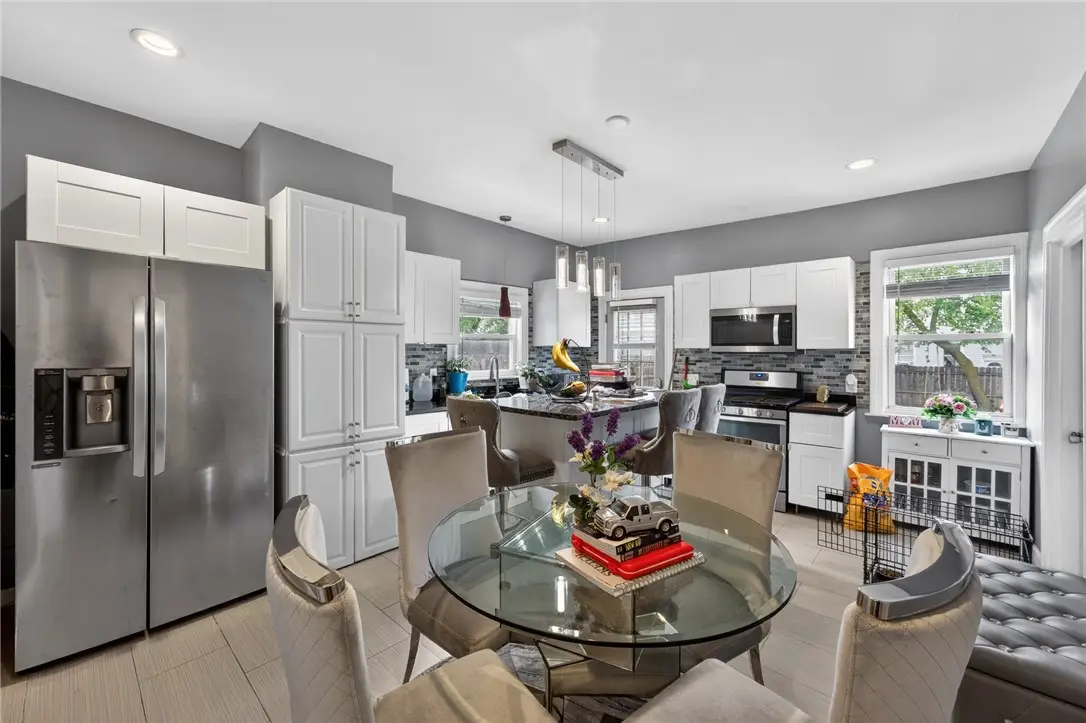 15 Armington St Street, Providence, RI 02908 - #1