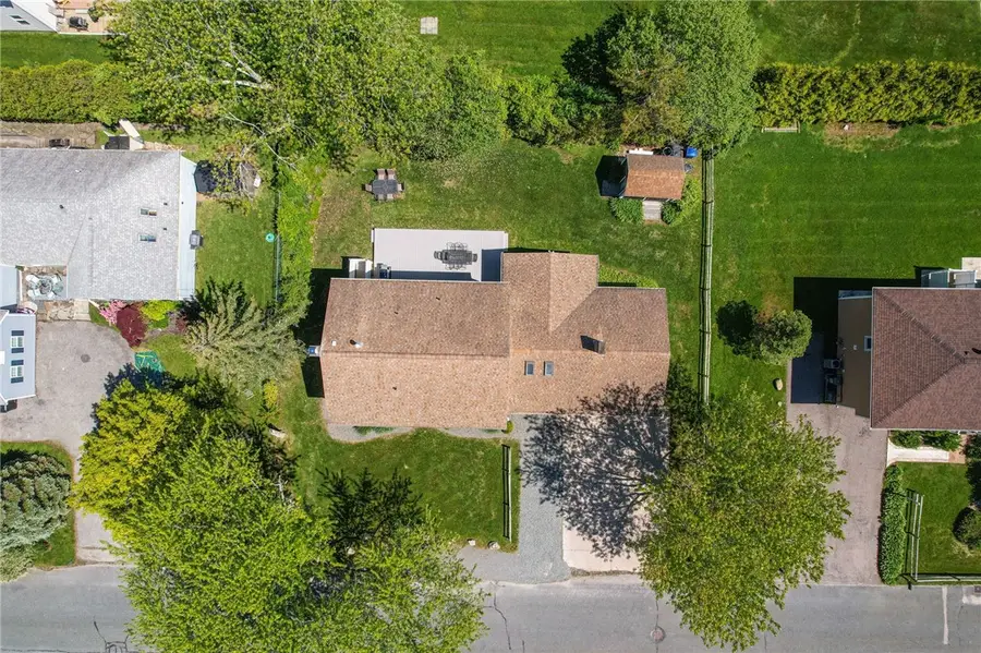 37 Newport Lane, Narragansett, RI 02882 - #2