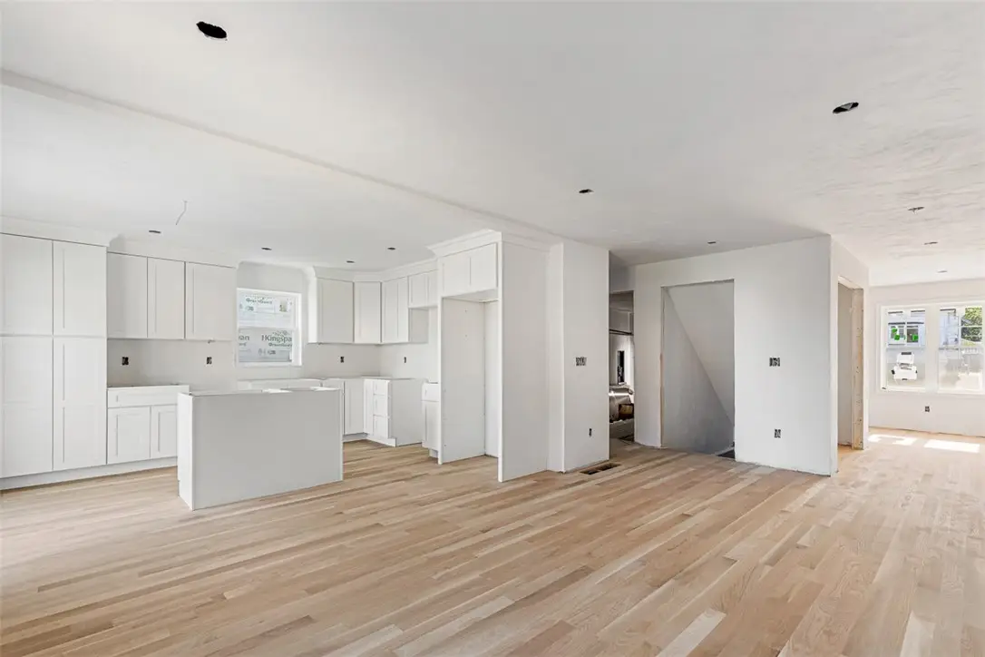 7 Kinsman Street, Cumberland, RI 02864 - #1