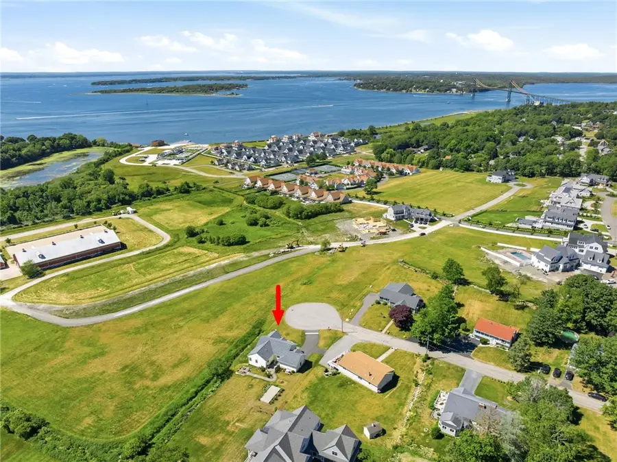 66 Mare Terrace, Portsmouth, RI 02871 - #2