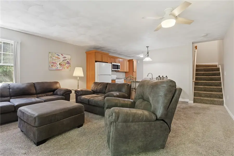 8 Susan Circle, South Kingstown, RI 02879 - #3