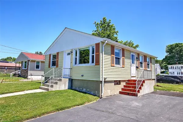 9 Custer Avenue, Johnston, RI 02919