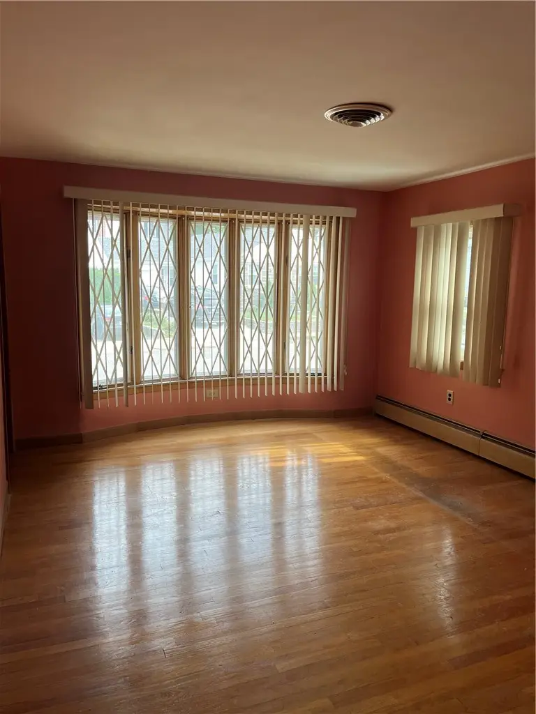 33 Bolton Ave Avenue, Providence, RI 02908 - #2