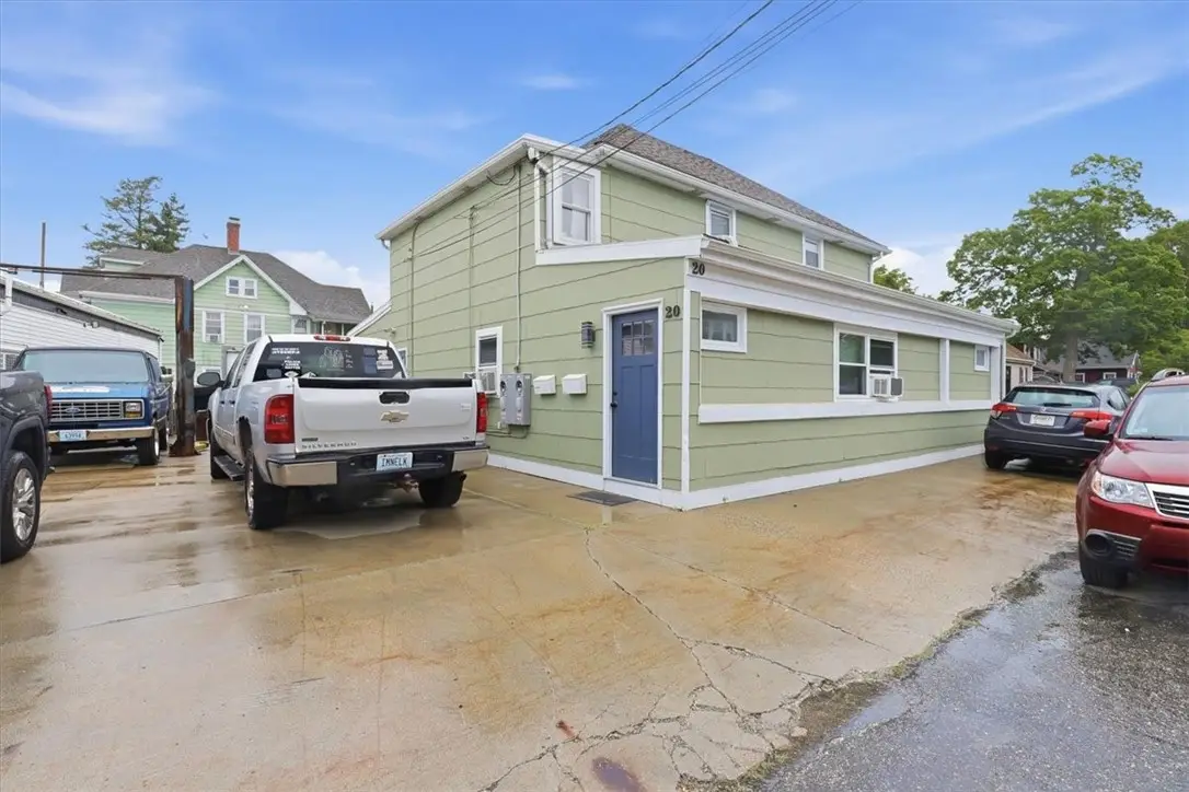 20 Oakton Street, Woonsocket, RI 02895 - #1