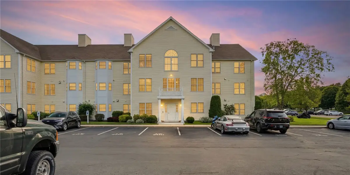 15 Saw Mill Drive #307, North Kingstown, RI 02852 - #1