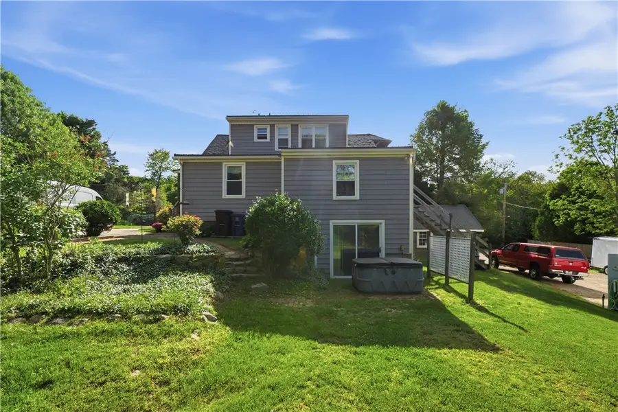 15 Kardway Street, South Kingstown, RI 02879 - #3