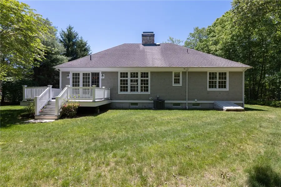 9 Newbury Drive, Westerly, RI 02891 - #3