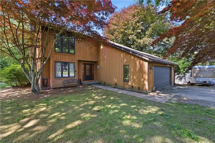 25 Vezina Drive, Killingly, CT 06239 - #2