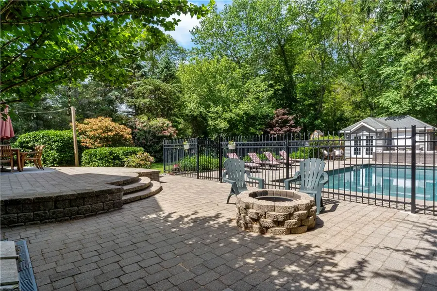 134 Wickham Road, North Kingstown, RI 02852 - #3