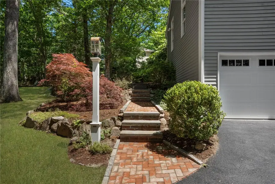4 Stonecarry Way, East Greenwich, RI 02818 - #3