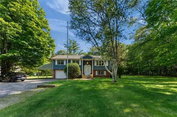 206 Rocky Hill Road, Scituate, RI 02857