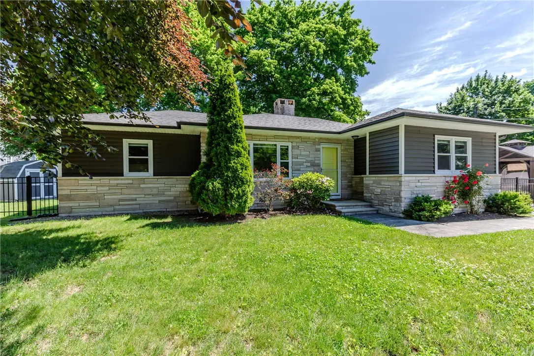 18 Hattie Avenue, Greenville, RI 02828 - #1