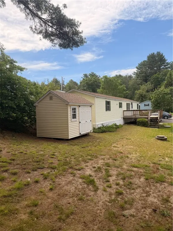 31 Foxtrot Drive, Charlestown, RI 02813