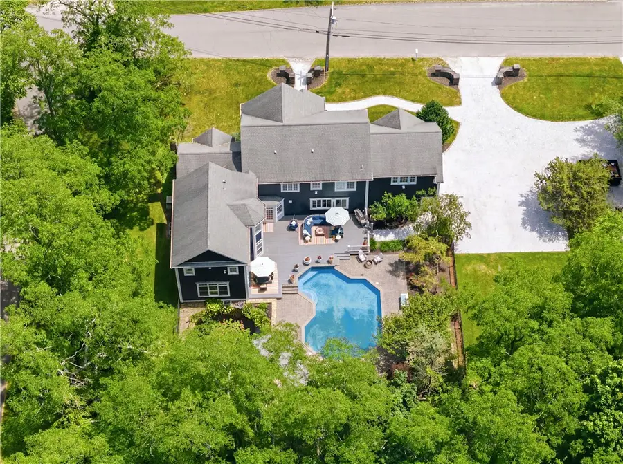 198 Poppasquash Road, Bristol, RI 02809 - #2