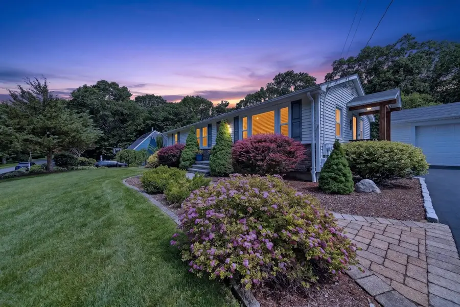151 Signal Rock Drive, North Kingstown, RI 02852 - #2