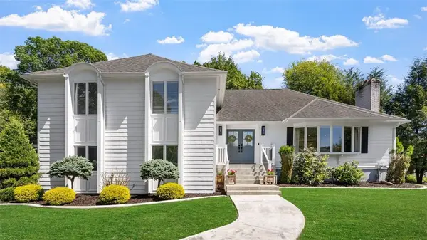 83 Nicole Drive, West Warwick, RI 02893