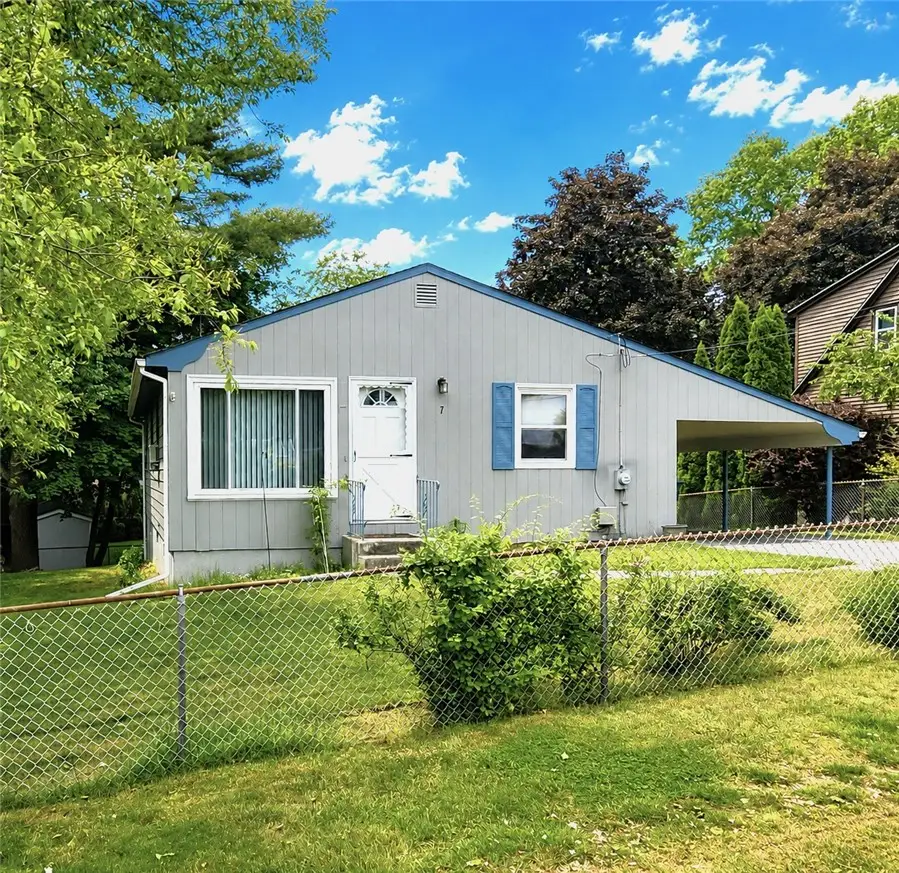 7 Dell Street, Coventry, RI 02816 - #2