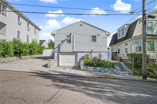 15 Beechwood Avenue, Pawtucket, RI 02860