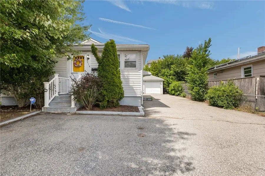 514 Robinson Street, Woonsocket, RI 02895 - #3