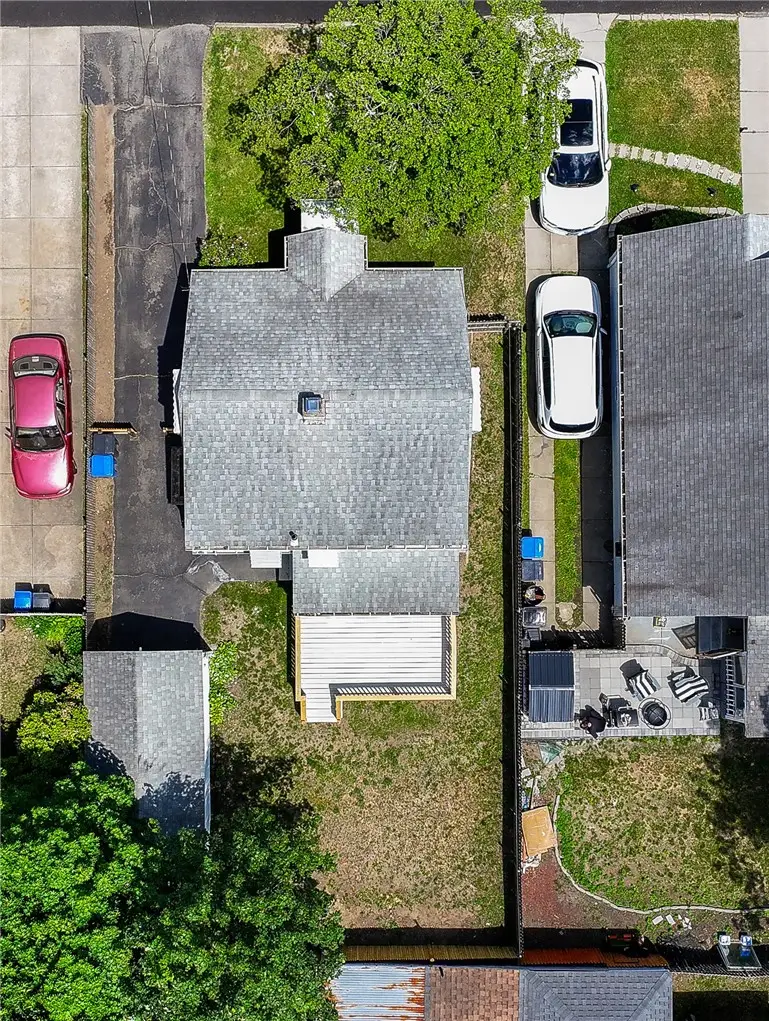 110 Westcott Avenue, Cranston, RI 02910 - #3