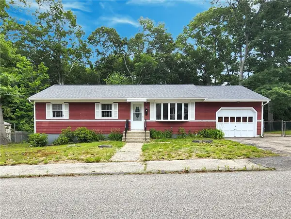 68 Laurel Avenue, Coventry, RI 02816