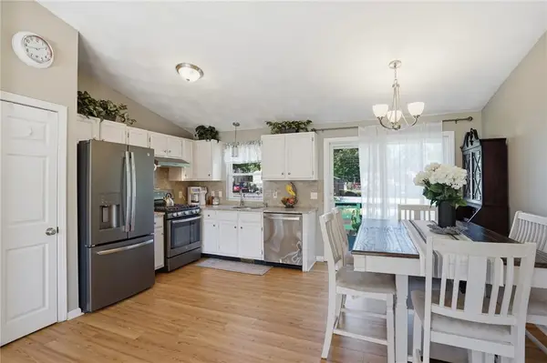 83 Holmes Road, Warwick, RI 02888