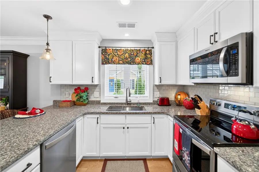 12 Rivers Edge Drive, Coventry, RI 02816 - #3