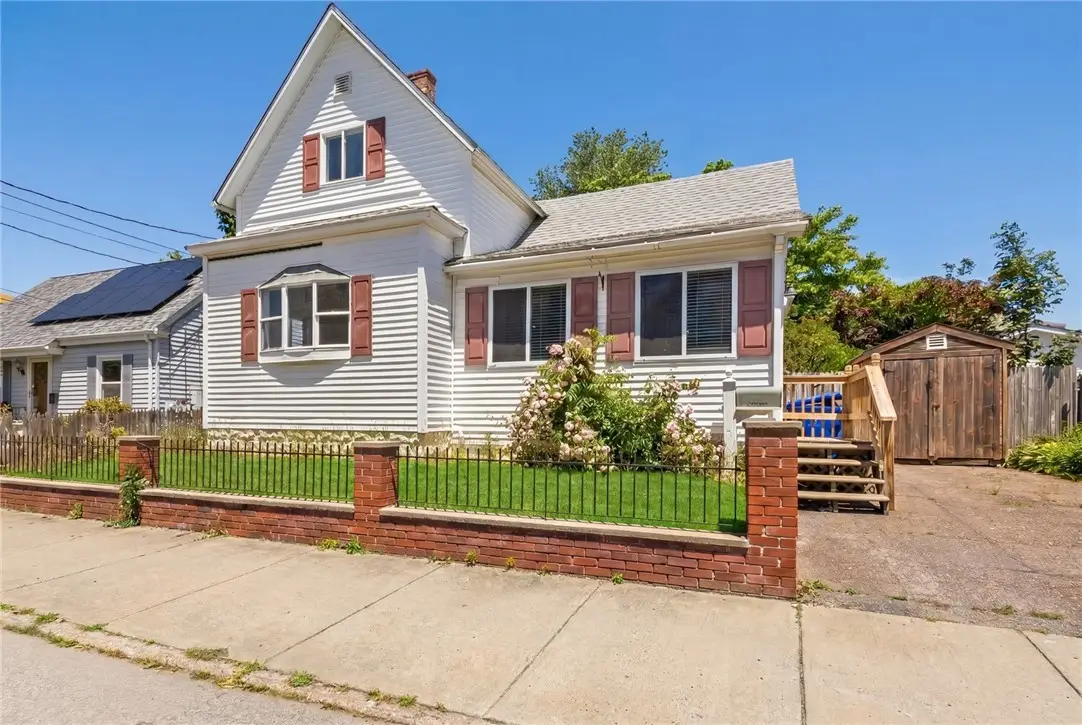 121 Samuel Avenue, Pawtucket, RI 02860 - #1