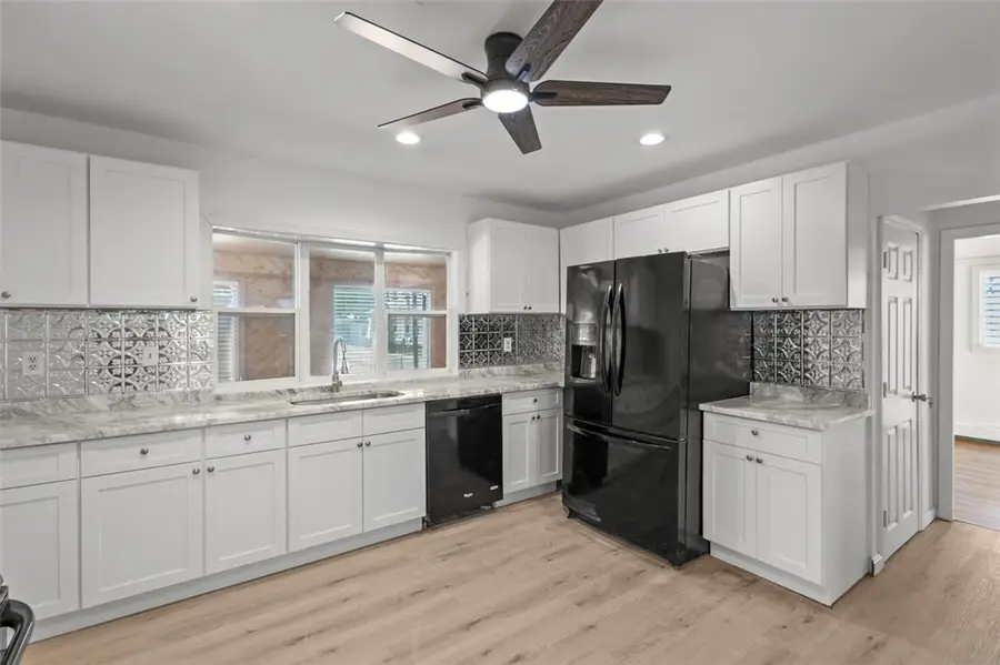 121 Samuel Avenue, Pawtucket, RI 02860 - #3