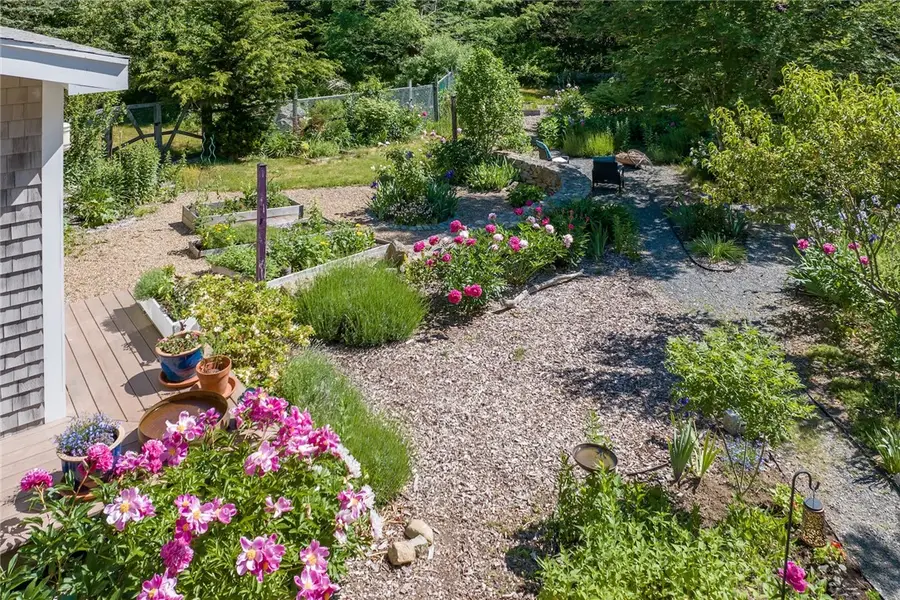 517 Lake Road, Tiverton, RI 02878 - #3