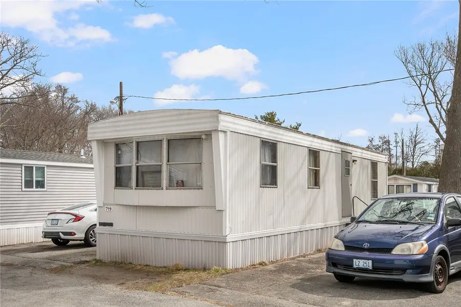 719 Forest Park, Middletown, RI 02842 - #2