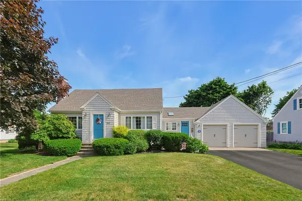 80 Circuit Drive, East Providence, RI 02915