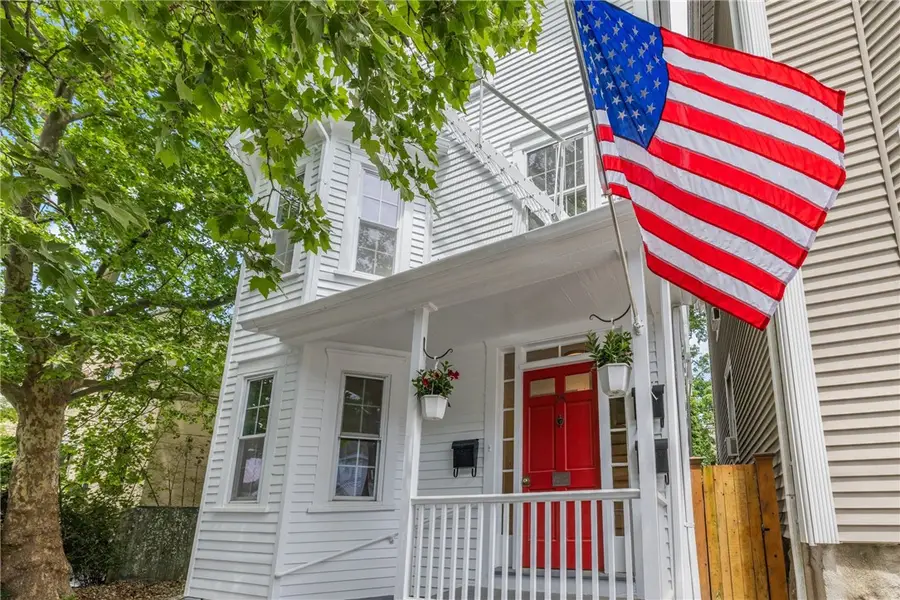 28 Young Street #Unit 1, Newport, RI 02840 - #2