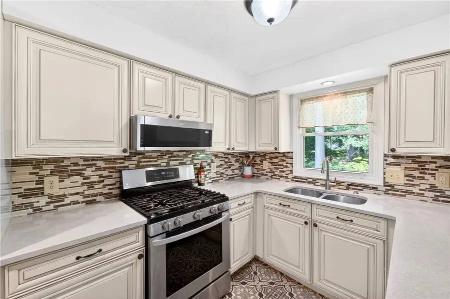 143 Oak Park Drive, North Providence, RI 02904 - #3