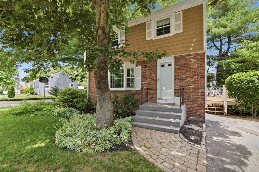 10 Sprague Street, Cumberland, RI 02864 - #2