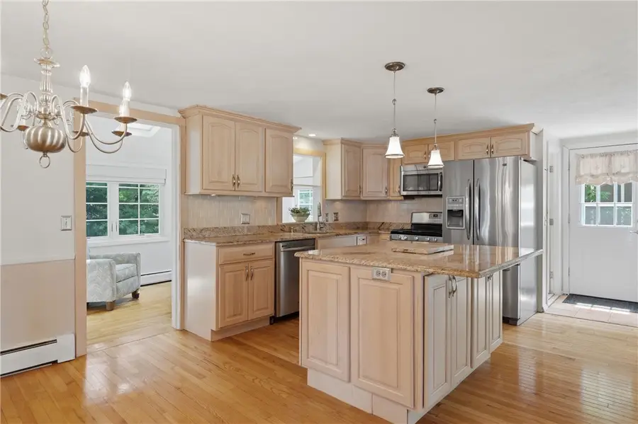 10 Sprague Street, Cumberland, RI 02864 - #3