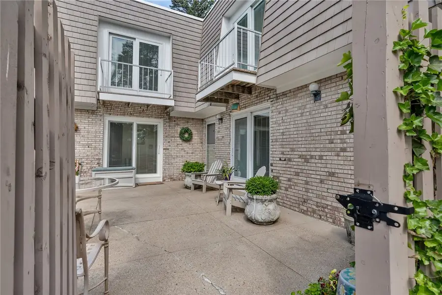 18 Caddy Rock Road #D, North Kingstown, RI 02852 - #3