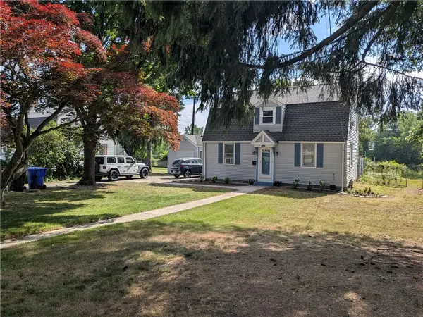 512 Woonasquatucket Avenue, North Providence, RI 02911